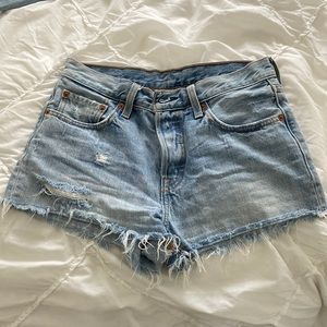 Levi’s shorts